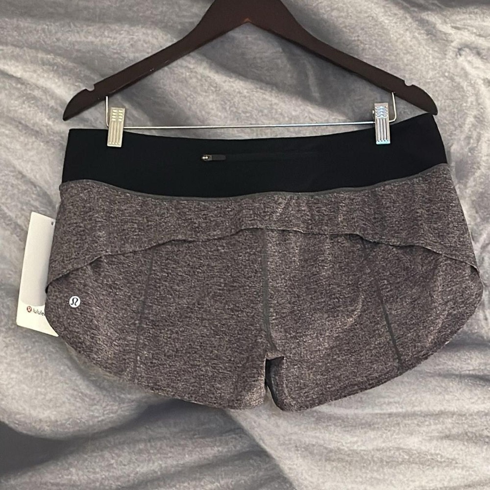 Lululemon Speed Up Short 2.5" size‎ 10 NWT Heather Black Gray